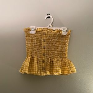 Cropped mustard colored synched shirt